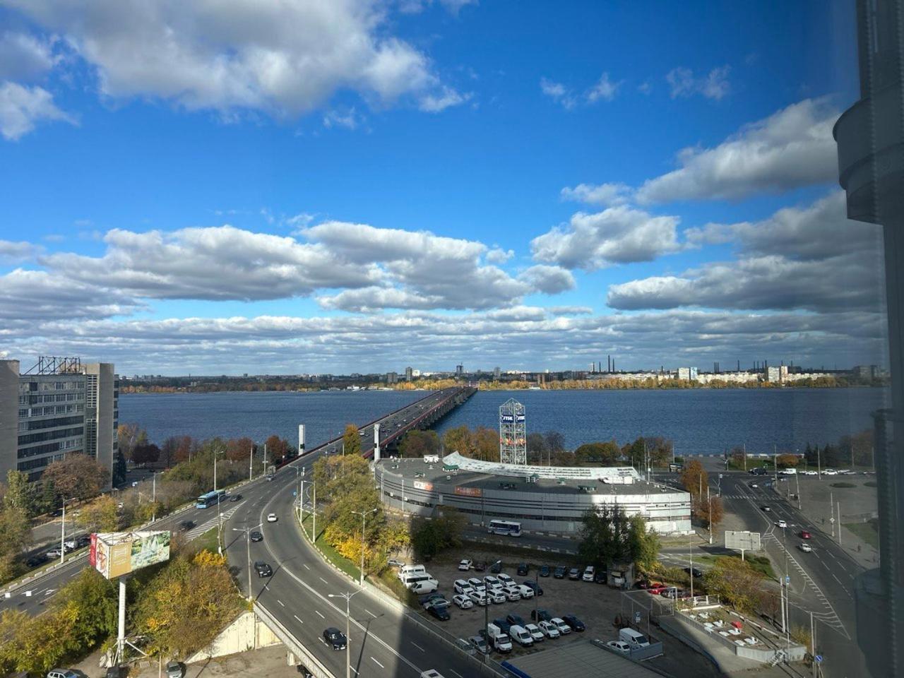 Doba In Ua Most-Sity Apartments Dnipro Eksteriør billede